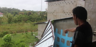 Menggelegar Bak Gemuruh Petir