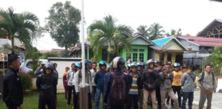 Puluhan Petani PT. LBP Datangi DPRD Sekadau