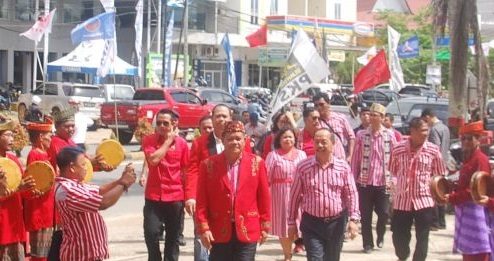 Koalisi dengan PDIP, PKS Dukung Pasangan Poulus Hadi-Yohanes Ontot