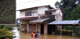 Nanga Mahap Direndam Banjir Setinggi Pinggang Orang Dewasa