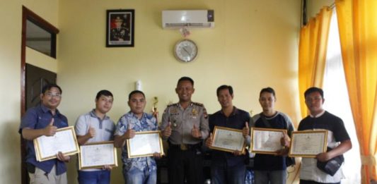 Ngaku-ngaku Wartawan, Laporkan ke Polisi