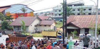 500-an Massa Datangi PN Sanggau