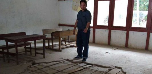 Bangunan SD Negeri 03 Terentang Memprihatinkan