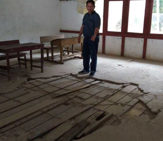 Bangunan SD Negeri 03 Terentang Memprihatinkan