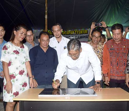 Bupati: Yang Beli Pakai Jeriken Dilayani Belakangan