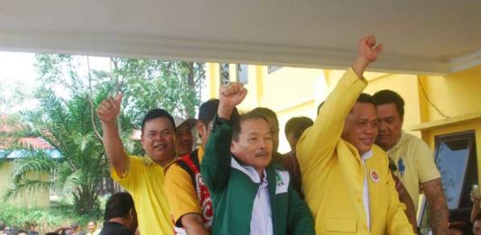 Pilkada Sanggau 2018, PH-YO versus YAS