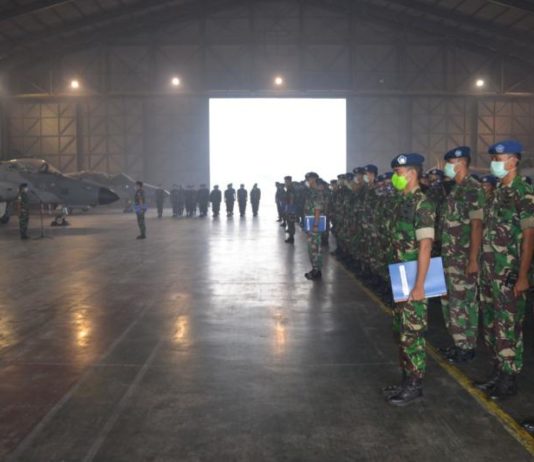 Penerbangan di Supadio Masih Normal, Jarak Pandang saat Pagi 800 meter APEL DALAM RUANGAN. Lanud Supadio Kubu Raya memindahkan apel pagi pada Selasa (20/2) ke dalam Hanggar Skadron Udara 1. Selain untuk tujuan patroli dan upaya pemadaman Karhutla, para anggota AU diminta mengurangi aktivitas di luar ruangan. Penerangan Lanud Supadio for Rakyat Kalbar