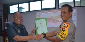 Penyerahan Sertifikat Tanah Hibah untuk Pembangunan Polres Kubu Raya
