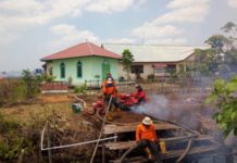 Dua Sekolah Dikepung Asap, Siswa Dipulangkan Lebih Awal