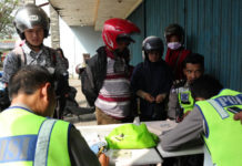 Dilarang Putar Arah di Ujung Pembatas Jalan depan PN Pontianak