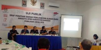 Ini Jumlah Kursi DPRD Sanggau Tahun 2019 Uji Publik Draf Penataan Dapil dan alokasi kursi Anggota DPRD Sanggau 2019, Kamis (8/2) di hotel Meldy, Sanggau---Kiram Akbar