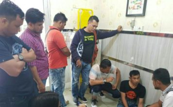 Nyuri di Pontianak, Ditangkap di Entikong