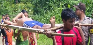 Rumah Gelap, Rebinus Tak Sadar Teguk Racun