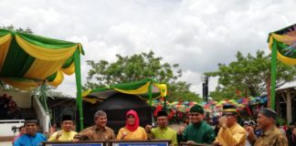 Telur-telur Berdiri Tegak Tandai Pesona Kulminasi Matahari