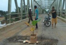 Waspada, Jembatan Sungai Ambawang Berlubang