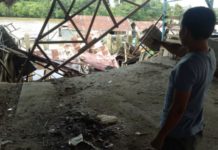 Pasar Tradisional Laja Ambruk Pasar Laja Ambruk. Beginilah kondisi bangunan Pasar Laja yang ambruk, Selasa (13/3). Dedi Irawan/RK.