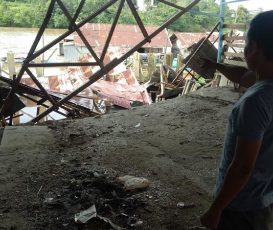 Pasar Tradisional Laja Ambruk Pasar Laja Ambruk. Beginilah kondisi bangunan Pasar Laja yang ambruk, Selasa (13/3). Dedi Irawan/RK.