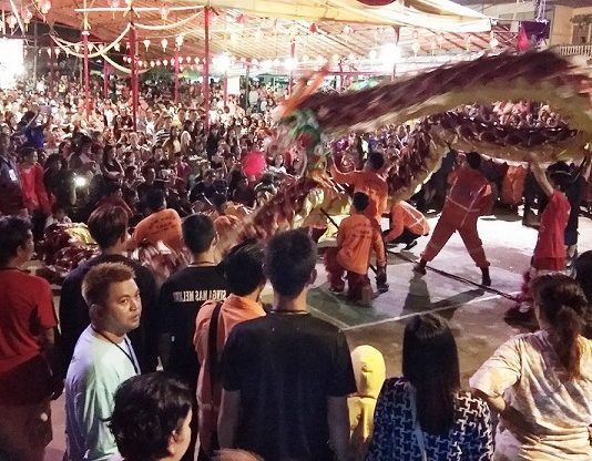 Pawai Lampion Diwarnai Atraksi Barongsai dan Naga