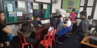Berduaan di Kamar Kos, 15 Muda-mudi Diangkut Satpol PP TERJARING. Belasan penghuni kos terjaring razia Satpol PP Kota Pontianak karena berduaan dalam kamar kos dan tidak memiliki identitas diri, Rabu (14/3) pagi—Ocsya Ade CP