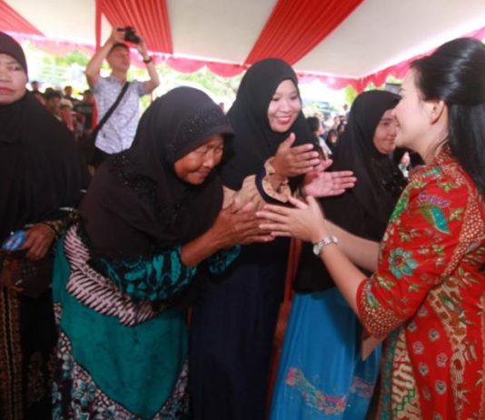 Karolin Janji Lanjutkan Pembangunan Infrastruktur