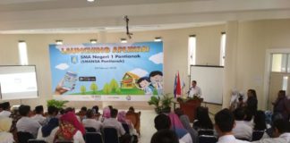 SMAN 1 Pontianak Luncurkan Aplikasi Penghungung Orangtua dan Pihak Sekolah PELUNCURAN APLIKASI. Suasana peluncuran aplikasi di SMAN 1 Pontianak--Suci Nurdini Setiowati/RK