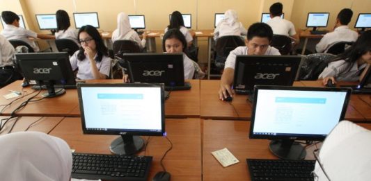 Sesi Pertama UNBK Listrik Padam, PLN Didatangi Panitia