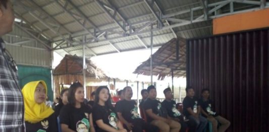 Daniel Johan Hadiri Deklarasi Cak Imin Cawapres Para relawan deklarasi Cak Imin Cawapres yang dihadiri Anggota DPR RI, Daniel Johan di Singkawang, Kamis (1/3) SUHENDRA RK