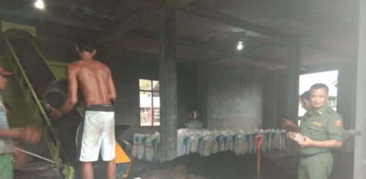 Kisah Pejabat Pilihan Rakyat Mempersiapkan Diri Melepas Jabatan