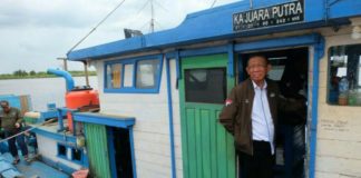 Kunjungi Pelosok, Warga Keluhkan Jalan ke Pasangan Midji-Norsan Calon Gubernur Kalbar dengan nomor urut tiga, Sutarmidji