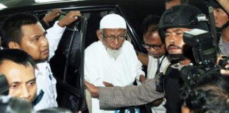 Ba’asyir Tolak Pindah Lapas