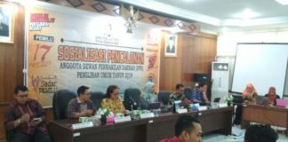 Ini Syarat Minimal Calon DPD RI Suasana Sosialisasi pencalonan anggota DPD Pemilu yang akan dilaksanakan pada 2019 mendatang di Kantor KPU Kalbar, Jumat (16/3). Rizka Nanda