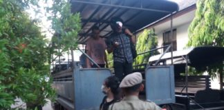 Digerebek Lagi Hohohihi, Mahasiswa Sembunyikan Pacar dalam Lemari TERJARING. Pasangan bukan suami istri ini terjaring razia Satpol PP Kota Pontianak, Kamis (19/4) pagi--Andi Ridwansyah/RK