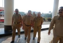 E-Planning Ciptakan Transparansi Perencanaan dan Penganggaran Pembangunan APEL AWAL BULAN. Sekda Kalbar M Zeet Hamdy Assovie usai memimpin apel awal bulan di kantor Gubernur Kalbar, Senin (2/4). Humas Pemprov for RK