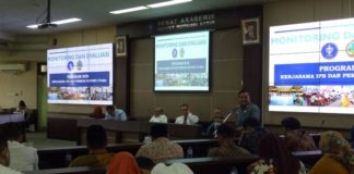 Bupati Berhasil Tunaikan Program 10 Sarjana Perdesa Sambutan. Ketua DPRD Kayong Utara, Muhammad Sukardi menyampaikan sambutan ketika melakukan tatap muka dengan mahasiswa asal Kayong Utara di IPB Bogor, Jawa Barat, Rabu (25/4). Kamiriluddin/RK.