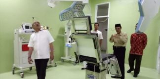 RSUD Sultan Muhammad Jamaludin I Akan Diresmikan Jelang Peresmian. Bupati Kayong Utara, H Hildi Hamid meninjau kesiapan RSUD Sultan Muhammad Jamaludin I menjelang diresmikan pada 9 Mei 2018. Kamiriluddin/RK.