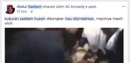 Kabar Bohong Jasad Saddam Hussein Masih Utuh SEBUAH video pendek yang menceritakan mantan Presiden Iraq Saddam Hussein beredar beberapa hari terakhir. Kebanyakan pengunggahnya menyebut apa yang ada dalam video tersebut merupakan pemindahan jasad Saddam. Katanya, setelah bertahun-tahun, jasad Saddam masih utuh. “Kuburan Saddam Hussein dibuka, mau dipindahkan ke desanya. Mayatnya kayak baru dikubur kemarin, syahid. Dia difitnah oleh Amerika dan dihukum mati hakim Syiah,’’ bunyi status yang ditulis akun Facebook Andi Ilham Bambang. Dalam status itu, terselip link video dari YouTube berjudul Jasad Saddam Hussein Masih Utuh, Dimakamkan 13 Tahun Lalu, Alm Saddam Hussein Masih Utuh. Berdasar penelusuran Jawa Pos di menu pencarian Facebook, tidak sedikit orang yang ikut menyebarkan kabar serupa. Video-video tentang jasad Saddam Hussein masih utuh juga banyak tersebar. Bahkan, sebuah portal berita mainstream ikut membuat berita tentang kabar pemindahan makam Saddam yang jasadnya ditemukan masih utuh tersebut pada Senin (16/4). Dalam video itu, memang jasad Saddam Hussein tampak masih utuh. Namun, apa yang ada dalam video tersebut bukan kejadian baru. Melainkan rekaman pemakaman Saddam Hussein setelah meninggal karena eksekusi hukuman gantung. Dikutip dari portal berita asal Jerman DW (Deutsche Welle), pada Sabtu malam, 30 Desember 2016, helikopter Amerika Serikat membawa jenazah Saddam dari Baghdad ke Tikrit. Lalu, pada Minggu pagi (31/12), jenazah Saddam dimakamkan di desa asalnya dekat Kota Tikrit. Jawa Pos menemukan video serupa yang diunggah di YouTube pada 7 Januari 2007 oleh channel FTF80. Artinya, unggahan FTF80 itu dapat mematahkan klaim dari sejumlah netizen yang menyebarkan video serupa beberapa hari terakhir ini. Yakni, klaim bahwa video tersebut memuat pemindahan makam Saddam. Entah apa yang mendasari video lawas itu disebar lagi dengan keterangan yang tidak benar. Namun, dari pencarian di search engine, beberapa hari terakhir memang sejumlah media internasional menurunkan tulisan tentang misteri jasad Saddam Hussein. Media-media yang menurunkan tulisan tersebut, antara lain, NDTV.com (New Delhi Television), Al Arabiya English, dan The Standard (media Kenya). Media-media itu membahas misteri jasad Saddam Hussein setelah rusaknya kompleks sekitar makam pemimpin yang dikenal diktator tersebut. Dikutip dari BBC, pada Maret 2015, kompleks makam Saddam yang disebut mausoleum di Desa Al Awja rusak setelah terjadi pertempuran antara pasukan Iraq yang didukung milisi Syiah melawan militan ISIS. Sejak itulah, menyeruak misteri di mana sebenarnya jasad Saddam Hussein dimakamkan. Ada yang menyebut jasad Saddam dipindahkan loyalisnya sebelum terjadi pertempuran. Yang pasti, video yang beredar belakangan ini bukan video pemindahan makam Saddam. Melainkan video pemakaman Saddam pada 2006. (Jawa Pos/JPG) Fakta: Video yang diklaim sebagai pemindahan makam Saddam Hussein tidak benar. Video tersebut merupakan pemakaman Saddam setelah dihukum gantung pada 2006.