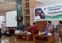 Hildi Tersenyum, Segudang Prestasi Santri Kayong Utara di Darul Quran KUNJUNGAN. Bupati H Hildi Hamid sampaikan sambutan saat kunjungan di Pondok Pesantren Darul Quran di Kota Tanggerang, Kamis (26/4). Kamiriluddin/RK