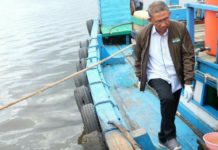 Sutarmidji Tawarkan Pendidikan Berbasis Internet di Kapuas Hulu Calon Gubernur Kalbar nomor urut tiga Sutarmidji. (Kang Enchus for Equator)