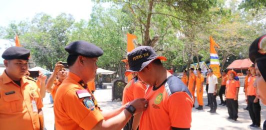 60 Nelayan Resmi Jadi Keluarga SAR