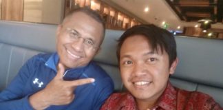 Dua Jam bersama Pak Dahlan Iskan Khairul Anwar dan Dahlan Iskan. Andre So for Rakyat Kalbar