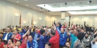 Ikuti Debat Paslon Pilgub, Ini Aturannya Tim Pendukung ketika menyanyikan yel-yel masing-masing. Rizka Nanda