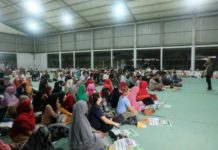 Silaturahmi dengan Relawan se-Kota Pontianak, Sutarmidji: Seluruh Kabupaten Harus Maju Seperti Pontianak Calon Gubernur Kalimantan Barat nomor urut 3, Sutarmidji bersilaturahim dengan para relawan Midji-Norsan se-kota Pontianak. (Kang Enchus for Equator).