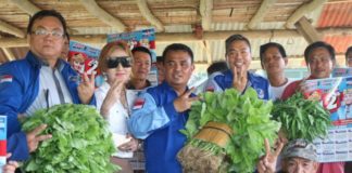 Bertemu Petani Sayur di Sungai Selamat, Ini yang Disampaikan Gidot