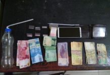 Sembunyikan Narkoba di Kloset WC