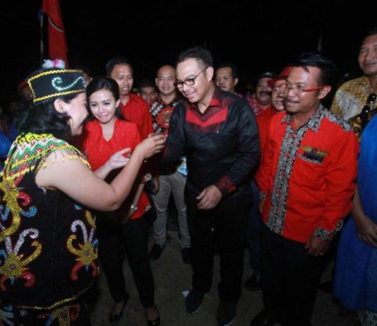 Bupati Kulon Progo Ajak Warga Transmigrasi Menangkan Karolin-Gidot