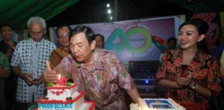 Karolin Harapkan Umat Katolik Contoh Keteladanan Pastor Lintas