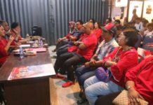 Jumpa Karolin, Warga Pontianak Kota Keluhkan Tiang Listrik di Tengah Jalan