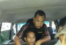 Penyerang Polsek Maro Sebo Terindikasi Sakit Jiwa DIAMANKAN. Pelaku penyerangan Mapolsek Maro Sebo, Jambi, AS, diamankan dua jam setelah kejadian di kediamannya, Desa Danau Lamo, Maro Sebo, kemarin (22/5). Ellan Ra-Jambi Ekspres