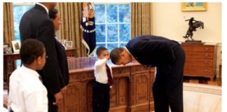 Foto Editan Obama Membungkuk ke Ali Khamenei