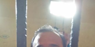 Email Masih Aktif, Maling Hp Akhirnya Diringkus MALING. HE, terpaksa mendekam di sel Polsek Pontianak Barat lantaran mencuri Hp, kemarin. Polsek Pontianak Barat for RK